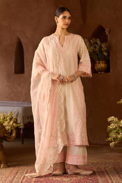 Sheetal Batra Ivory and pink pearl embroidered kurta set SHEEMAY26D144661