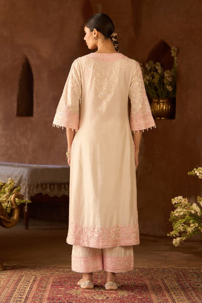 Sheetal Batra Ivory and pink pearl embroidered kurta set SHEEMAY26D144661