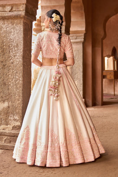Sheetal Batra Ivory and pink sequin embroidered lehenga set SHEEMAY26D144688