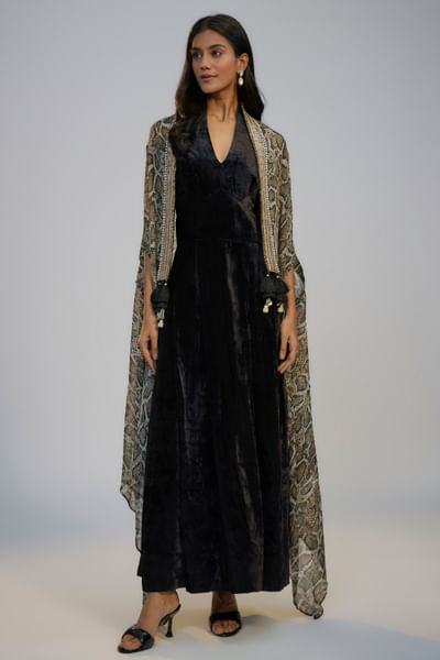 Black printed and embroidered cape set