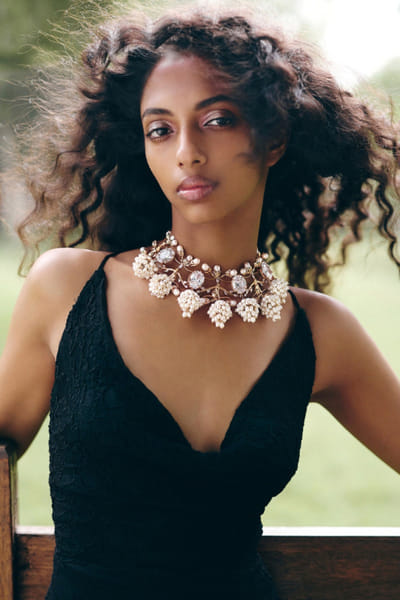 Rose gold pearl embellished choker