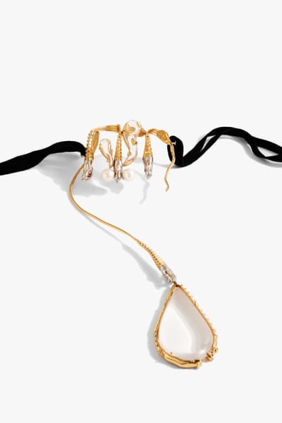 Outhouse Gold pearl embellished choker OUTHJUN26D146282