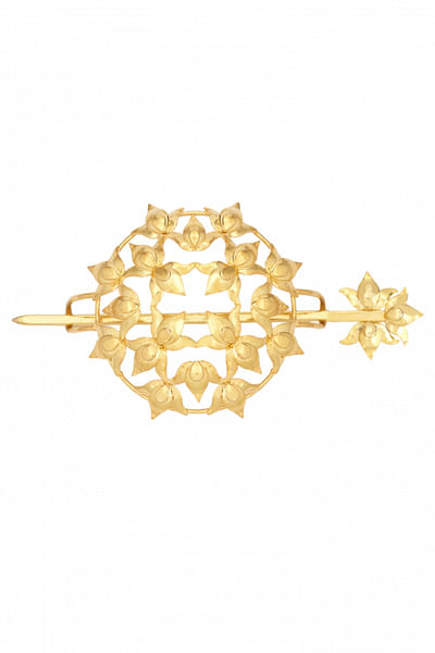 Gold lotus juda pin
