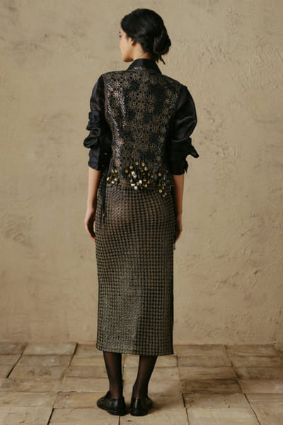 OTT By Tarun Tahiliani Black and gold textured pencil midi skirt OTTBJUN26D247406