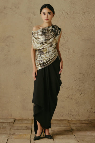 OTT By Tarun Tahiliani Black and ecru printed embellished top OTTBJUN26D247427