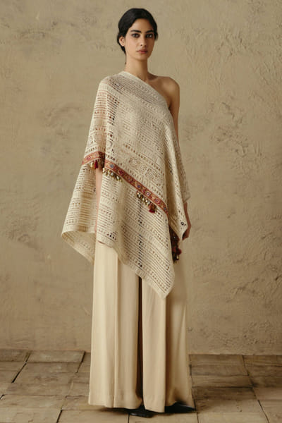 OTT By Tarun Tahiliani Ivory lace hand embroidered one-shoulder top OTTBJUN26D247398