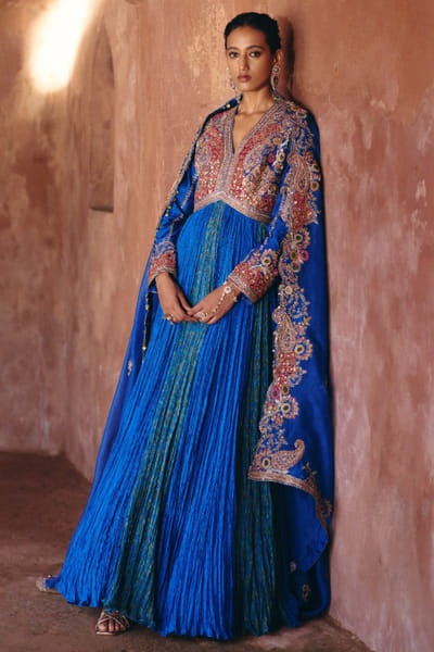 Blue embroidered crushed kalidar set