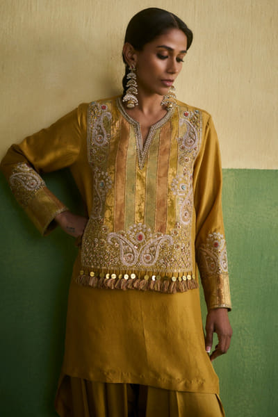 Petticoat Lane Mehendi green embroidered kurta and dhoti set PETTMAY26D144448