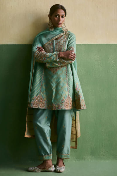 Petticoat Lane Cyan embroidered phiran kurta set PETIMAY26D144238