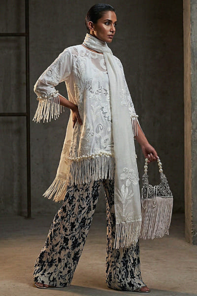 Sana Safinaz White embroidered printed fringe kurta set SANAJUL26D150008