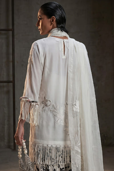 Sana Safinaz White embroidered printed fringe kurta set SANAJUL26D150008