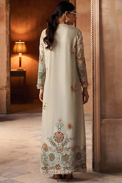 Sana Safinaz Warm beige floral embroidered kaftan SANAAUG26D153588