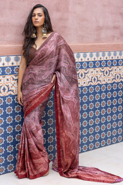Multicoloured paisley printed sari set