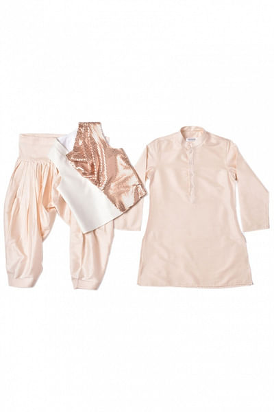 Peach embellished waistcoat and kurta set