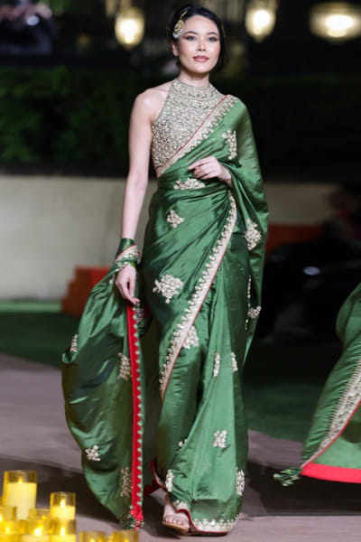 Kaccha aam marodi embroidered sari set