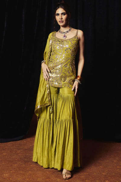 Green chandi tilla embroidered gharara set