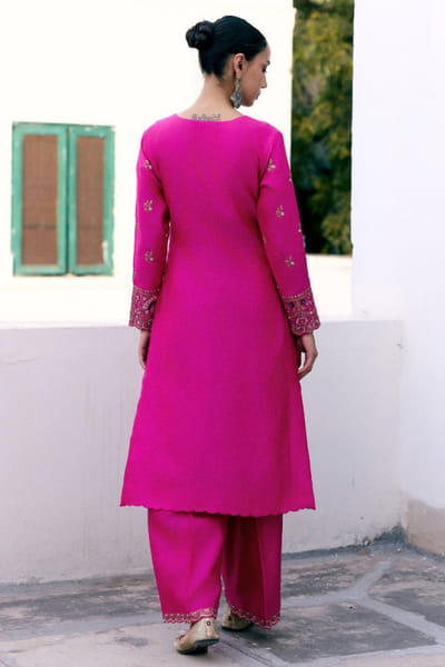 Pink City by Sarika Rani pink peacock sequin embroidered kurta set PINKJUN26D146337