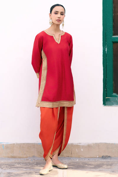 Pink City by Sarika Red and orange zari embroidery kurta-dhoti set PINKJUN26D146340