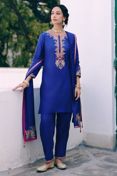 Pink City by Sarika Royal blue peacock sequin embroidery kurta set PINKJUN26D146330