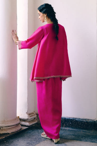 Pink City by Sarika Rani pink embroidered kurta-draped skirt set PINKJUN26D146332