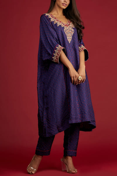 Pink City by Sarika Blue embroidered kaftan set PCSPCBS031