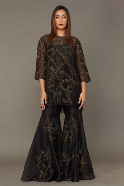 Black and gold beaded sharara