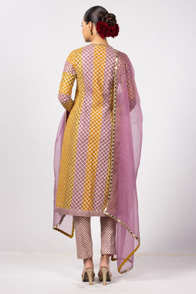 Vvani by Vani Vats Mustard and mud mauve gota kurta set VVAMAY25D225979