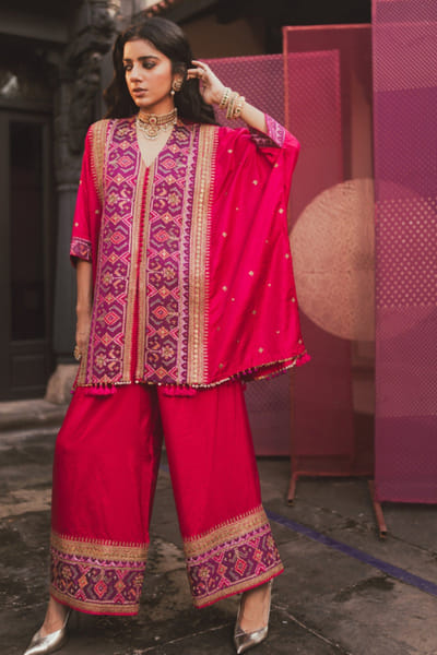 Pink patola embroidered kaftan set