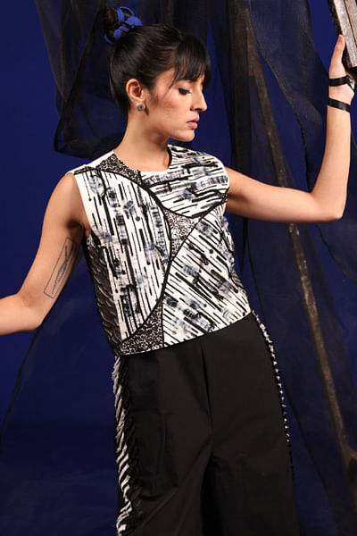 Black and white thread embroidered top