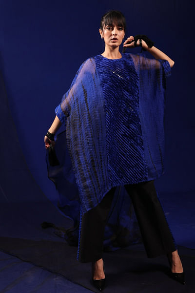 Blue thread embroidered kaftan set