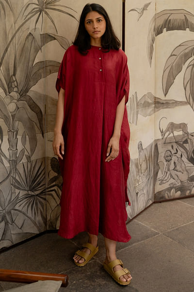 Red pleated kaftan