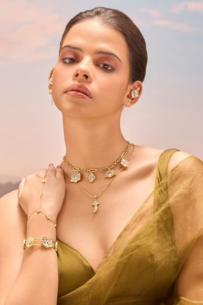 Gold polki stones necklace