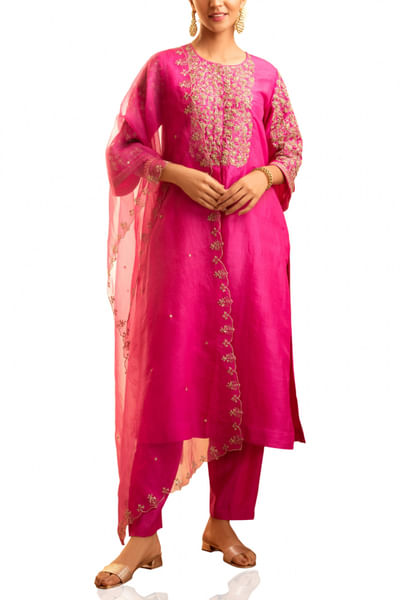 Pink embroidered kurta set
