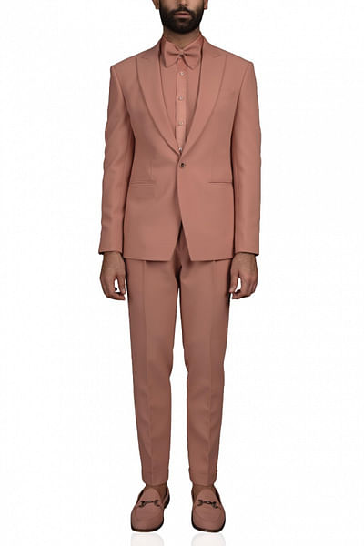 Peach monotone suit set