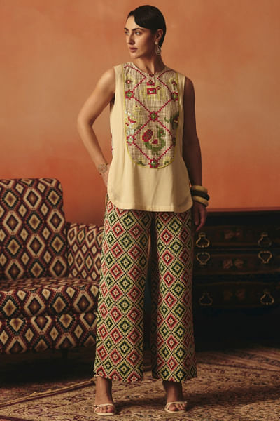 Beige ikat pattern co-ords