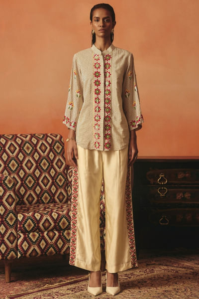 Beige printed pants
