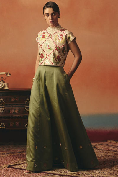 Beige ikat printed crop top