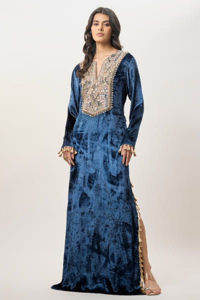 Payal Singhal Navy blue embroidered velvet kaftan PAYFEB26D138919