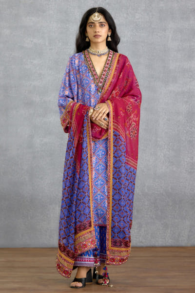 Torani Blue motif printed kurta set TORDEC25D133257
