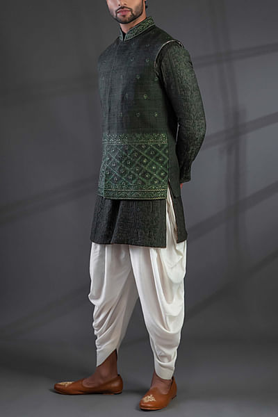 Green embroidered kurta set