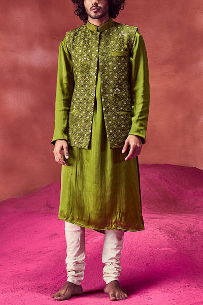 Olive green chanderi silk bandi set