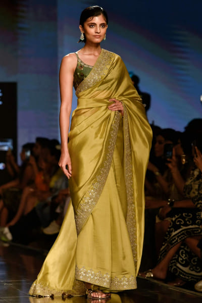 Punit Balana Green embroidered sari set PUBLAKSHLFW008