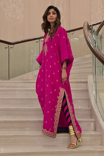 Pink marodi embroidered kaftan set