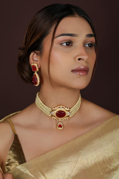 Riana Jewellery Red stone gold plated choker set RIANAPR26D143325