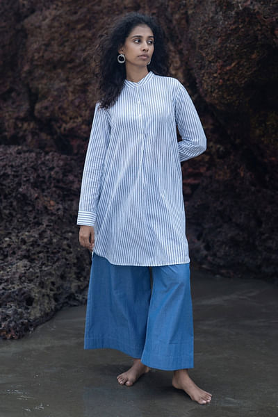 White and blue Madras stripe kurta