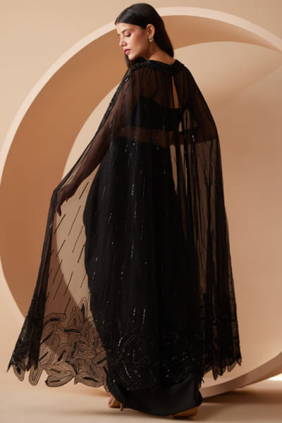 Roqa Black embroidered cape set ROQAPR25D124417