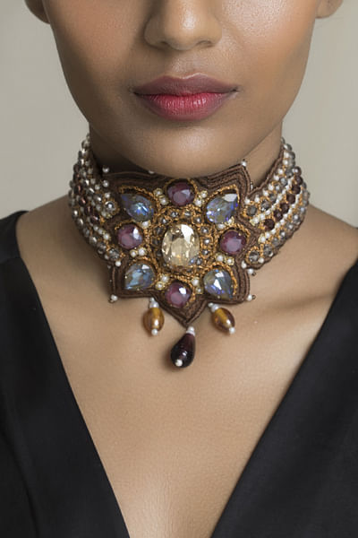 Amethyst embellished choker necklace