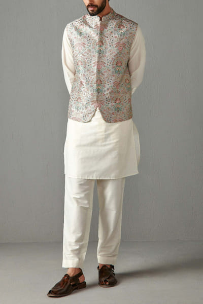 Grey bandi and kurta set