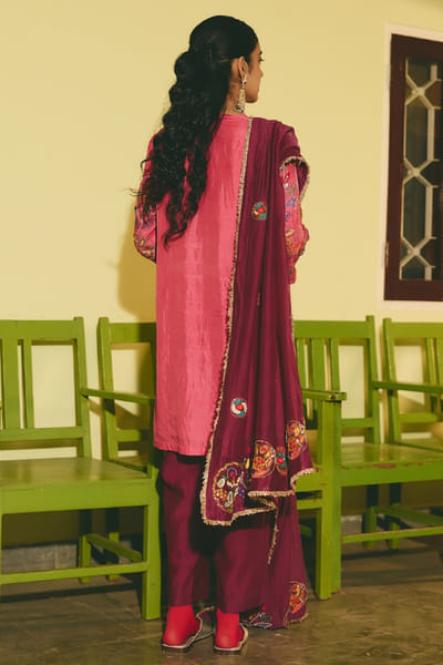 Rashika Mittal Rose pink floral embroidered kurta set RASHJUN26D146570