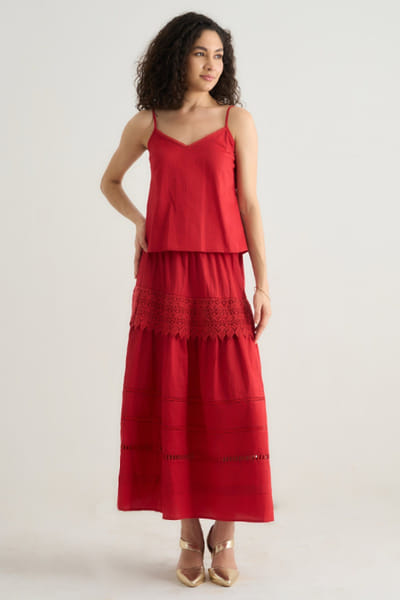 Red lace detailed skirt set